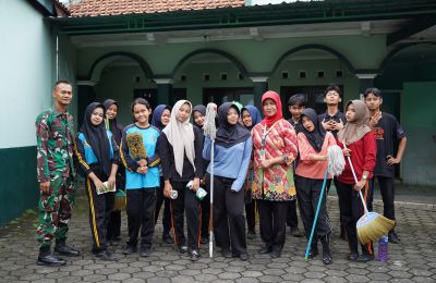 Gerakan Nasional Bersih-Bersih Masjid-Mushola dan lingkungan Sekolah