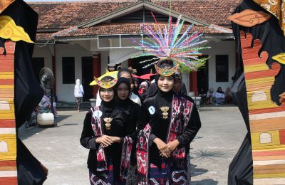 Lomba Fashion Show Memperingati Hari Kartini 21 April 2026