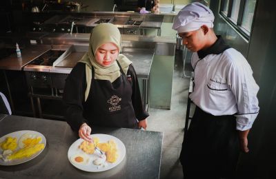 Praktek Siswa Kuliner Teknik Olahan Telur