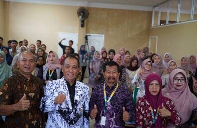 Workshop "Loyalitas Integritas Pendidik dan Tenaga Kependidikan" Bersama  Dr. Ahadi Setiawan, M.Pd (Ketua YPLP Kab. Kudus)